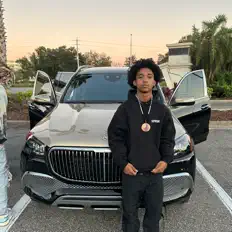 Escucha a Li mick, mira videos musicales, lee su biografía, consulta las fechas de las gira y más.