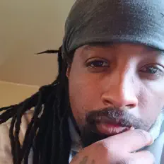 TayThaKing: песни, клипы, биография, даты выступлений и многое другое.