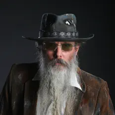 HeavyDrunkを聴いたり、ミュージックビデオを鑑賞したり、経歴やツアー日程などを確認したりしましょう！