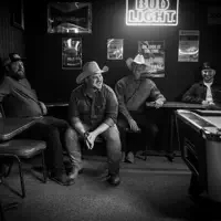 undefined: песни, клипы, биография, даты выступлений и многое другое.