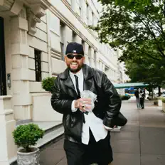 GASHI dinle, müzik videolarını izle, biyografisini oku, tur tarihlerini ve daha fazlasını gör!