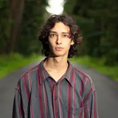 Escucha a егор бало, mira videos musicales, lee su biografía, consulta las fechas de las gira y más.