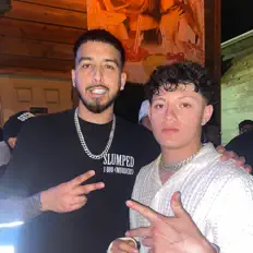 Poslechněte si interpreta Blocc Bunny, sledujte hudební videa, přečtěte si životopis, podívejte se na data turné a další informace.