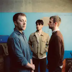 Listen to Kingfishr, watch music videos, read bio, see tour dates & more!