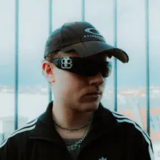 Ouça PRADA2000, assista a videoclipes, leia a biografia, veja as datas das turnês e mais!