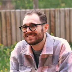 Joe Turoneを聴いたり、ミュージックビデオを鑑賞したり、経歴やツアー日程などを確認したりしましょう！