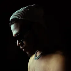 Hotboy Finnを聴いたり、ミュージックビデオを鑑賞したり、経歴やツアー日程などを確認したりしましょう！