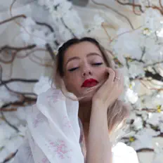 Listen to Vivienne Mort, watch music videos, read bio, see tour dates & more!