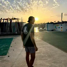 Bendi: песни, клипы, биография, даты выступлений и многое другое.