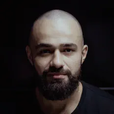 Poslechněte si interpreta Dr. Méfi, sledujte hudební videa, přečtěte si životopis, podívejte se na data turné a další informace.