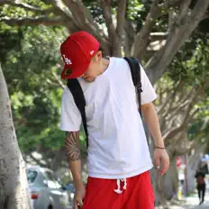 收听 ka!za、观看音乐视频、阅读小传、查看巡演日期等 ！