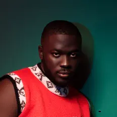 Hykay सुनें, म्यूज़िक वीडियो देखें, बायो पढ़ें, दौरे की तारीखें और बहुत कुछ देखें!