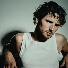 Ouve 812.TRAFFIC, vê vídeos de música, lê a biografia, vê as datas da digressão e muito mais!