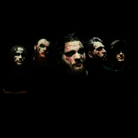 Dengarkan undefined, tonton video musik, baca bio, lihat tanggal tur & lainnya!