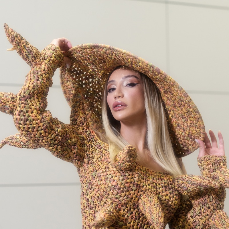 Hərə Öz Sevdiyini Çağırsın