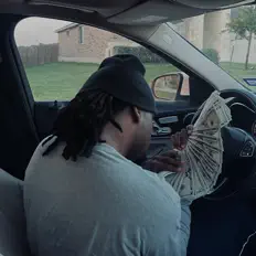 收听 Babyyglory、观看音乐视频、阅读小传、查看巡演日期等 ！