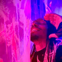 收听 undefined、观看音乐视频、阅读小传、查看巡演日期等 ！