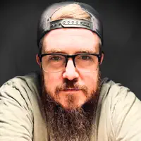 Escucha a undefined, mira videos musicales, lee su biografía, consulta las fechas de las gira y más.