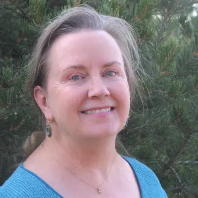 Listen to Kathleen Ryan, watch music videos, read bio, see tour dates & more!