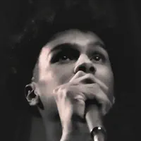 Posłuchaj wykonawcy undefined, obejrzyj teledyski, przeczytaj biografię, zobacz daty tras koncertowych i nie tylko!