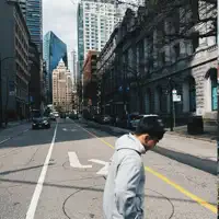 Ascolta undefined, guarda video musicali, leggi la biografia, vedi le date del tour & altro!