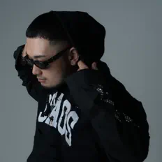 聆聽 hamma、觀看音樂影片、閱讀小傳、查看巡演日期等！