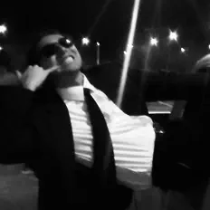Poslechněte si interpreta DCM.THA.ARTIST, sledujte hudební videa, přečtěte si životopis, podívejte se na data turné a další informace.