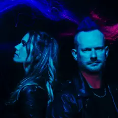 Luister naar Chroma Cloud, bekijk muziekvideo's, lees de bio, bekijk de tourdata, en meer!