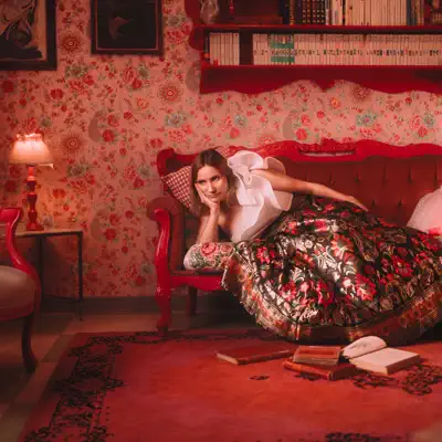 Listen to Juliette Jemm, watch music videos, read bio, see tour dates & more!