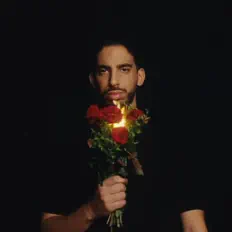 Ouve NOVO, vê vídeos de música, lê a biografia, vê as datas da digressão e muito mais!