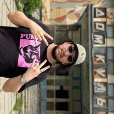 Ascolta Kbbeatz, guarda video musicali, leggi la biografia, vedi le date del tour & altro!