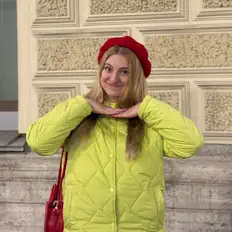 Posłuchaj wykonawcy Lily Ocviv, obejrzyj teledyski, przeczytaj biografię, zobacz daty tras koncertowych i nie tylko!