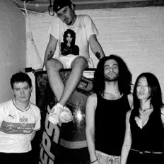 Ακούστε περιεχόμενο από Hoverboard, παρακολουθήστε μουσικά βίντεο, διαβάστε το βιογραφικό, δείτε ημερομηνίες περιοδείας, και πολλά ακόμη!