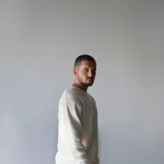 Ouve Denis Rekonvald, vê vídeos de música, lê a biografia, vê as datas da digressão e muito mais!