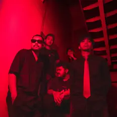 Ouça Mock-tale, assista a videoclipes, leia a biografia, veja as datas das turnês e mais!