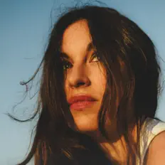 Manon Lisa dinle, müzik videolarını izle, biyografisini oku, tur tarihlerini ve daha fazlasını gör!