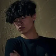 收听 15Geeked、观看音乐视频、阅读小传、查看巡演日期等 ！