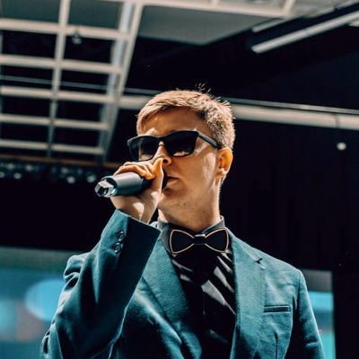 Escucha a Alexsteady, mira vídeos musicales, lee la biografía, consulta fechas de giras y mucho más.