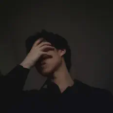 Dengarkan jxmmyni, tonton video musik, baca bio, lihat tanggal tur & lainnya!