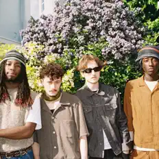 Listen to oreglo, watch music videos, read bio, see tour dates & more!