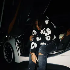 Posłuchaj wykonawcy FMG dee, obejrzyj teledyski, przeczytaj biografię, zobacz daty tras koncertowych i nie tylko!