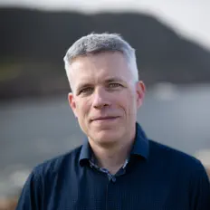 Posłuchaj wykonawcy Florian Hoefner, obejrzyj teledyski, przeczytaj biografię, zobacz daty tras koncertowych i nie tylko!