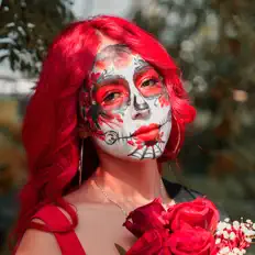 Dengarkan Rosalba Valdez, tonton video musik, baca bio, lihat tanggal tur & lainnya!