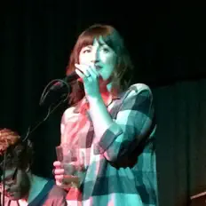 Escucha a Seeker, mira videos musicales, lee su biografía, consulta las fechas de las gira y más.