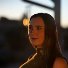 收听 Abby Walker、观看音乐视频、阅读小传、查看巡演日期等 ！