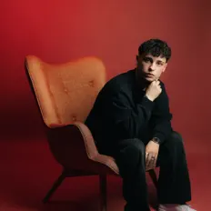 Listen to SKIYE, watch music videos, read bio, see tour dates & more!