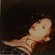 Posłuchaj wykonawcy Mandolin Nicole, obejrzyj teledyski, przeczytaj biografię, zobacz daty tras koncertowych i nie tylko!