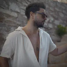 Luister naar Gökhan Akar, bekijk muziekvideo's, lees de bio, bekijk de tourdata, en meer!