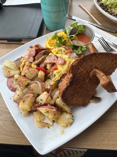 El Cajon Bistro & Bakery