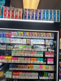 le vape shop Dr Smoke in Los Angeles, CA United States